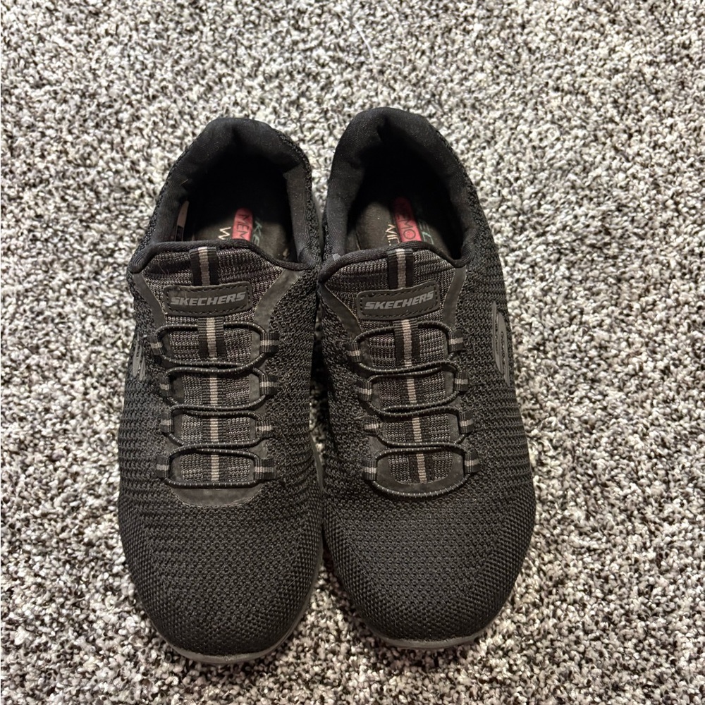 Skechers womans Black Athletic Shoes size 6 no tie